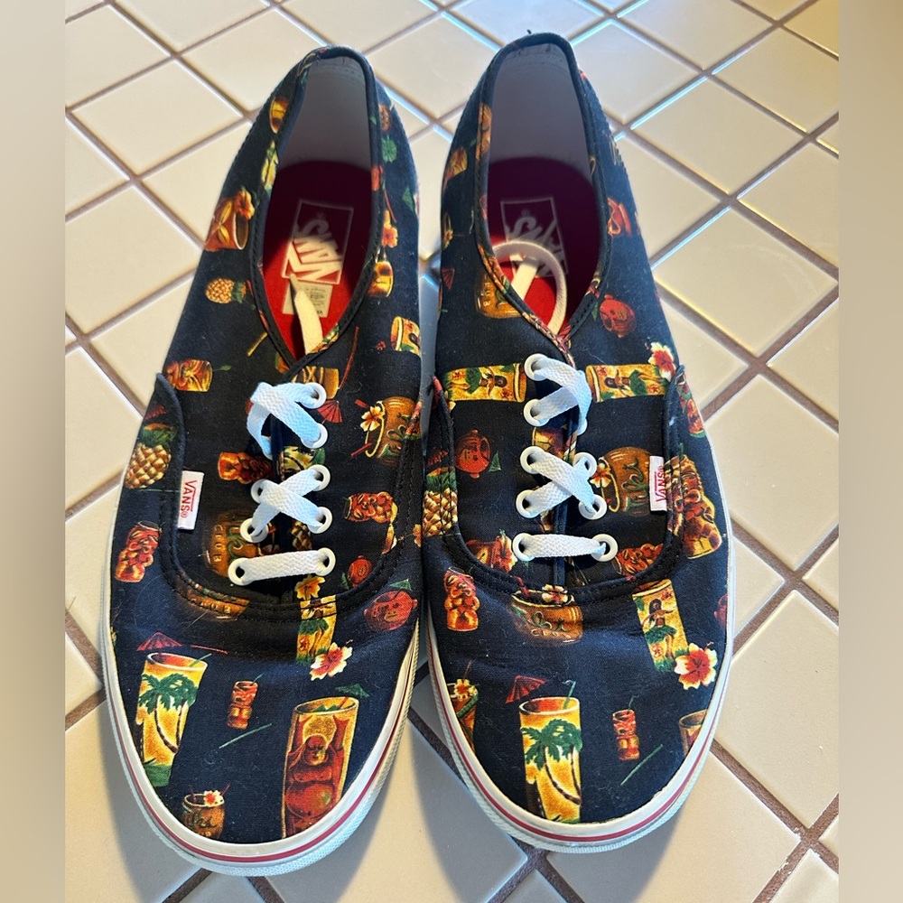 Tiki Vans size 13 - Picture 2 of 4